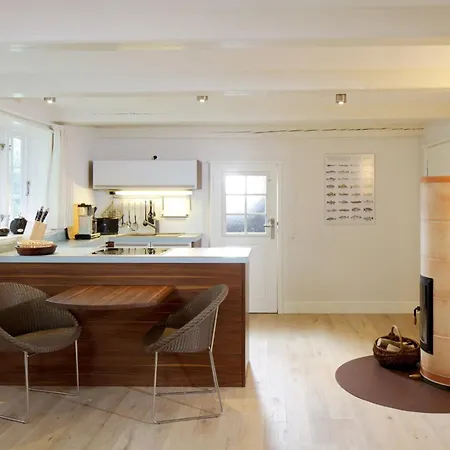 Fischerhaus Ii 公寓 *